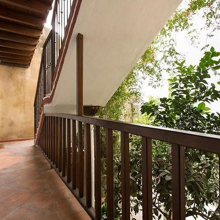 Apartamento Puerta Elvira Centro Free Parking Гранада Екстер'єр фото